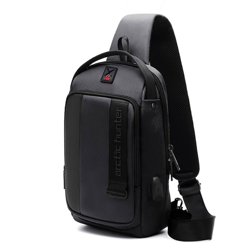 Arctic Hunter batoh přes rameno s USB Nieves Černý 5L